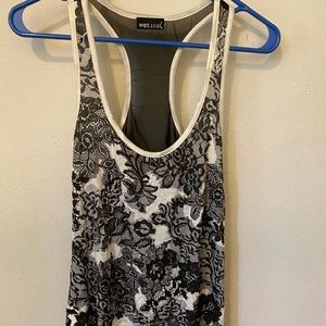 Wet seal Small black and white tank top